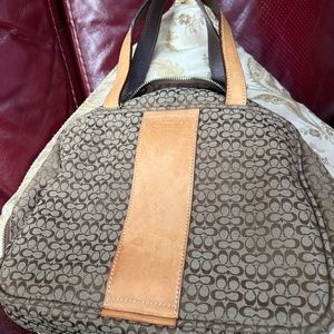 Coach Toiletry Signature Canvas Brown
